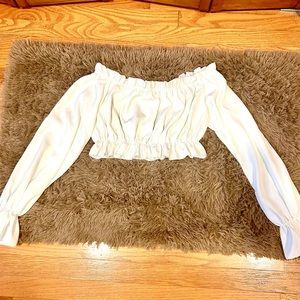 Women’s off-shoulder long sleeve top